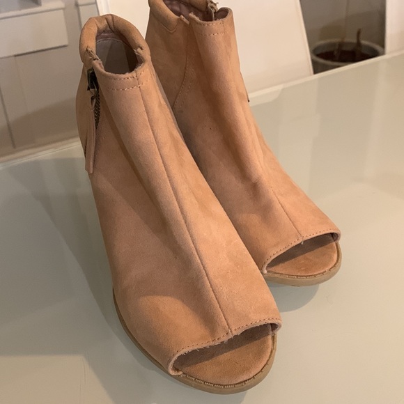 Qupid bootie - size 7 - Picture 5 of 7